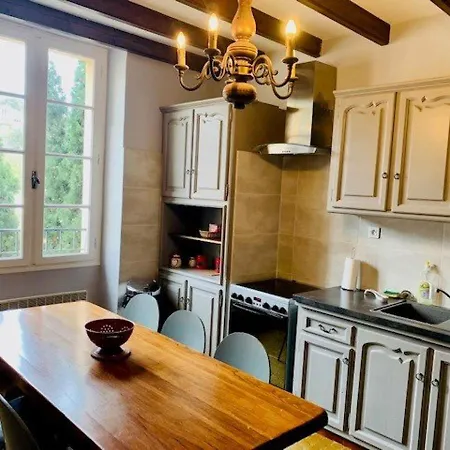 Confortable T2 Au Centre D'amelie-les-bains, Proche Thermes, Tres Bien Equipe, Pour 2 Personnes - Fr-1-703-153 Appartement *